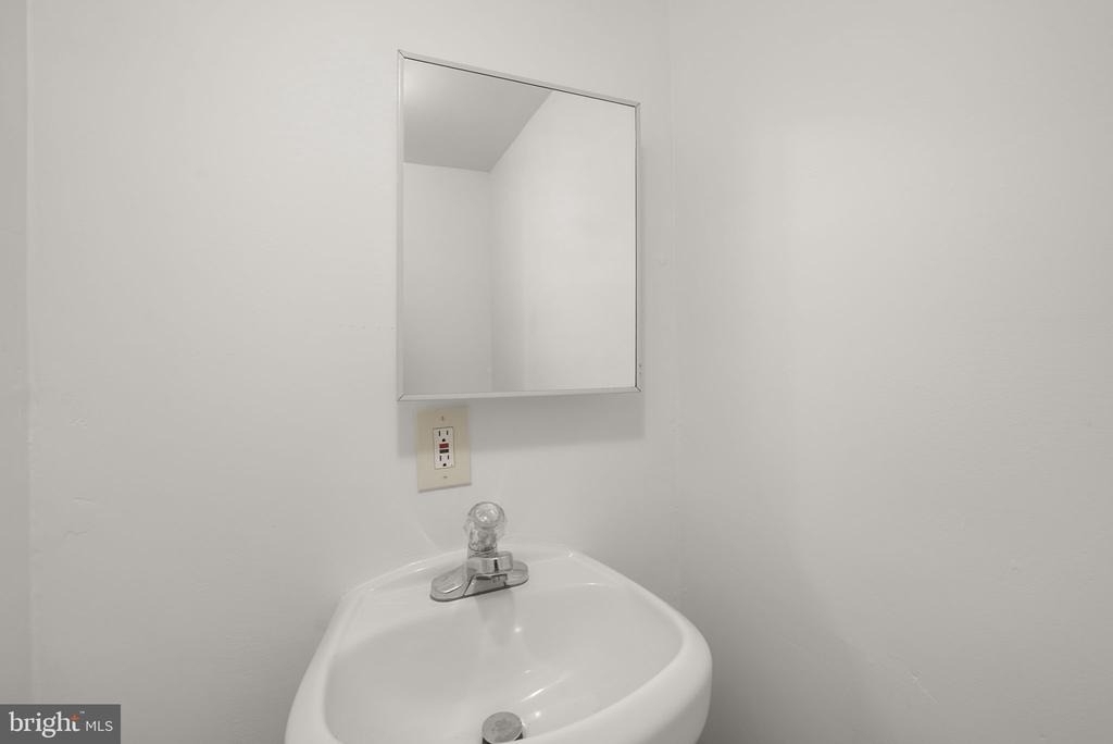 6212 Carters Lane - Photo 11