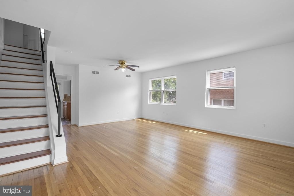 6212 Carters Lane - Photo 5