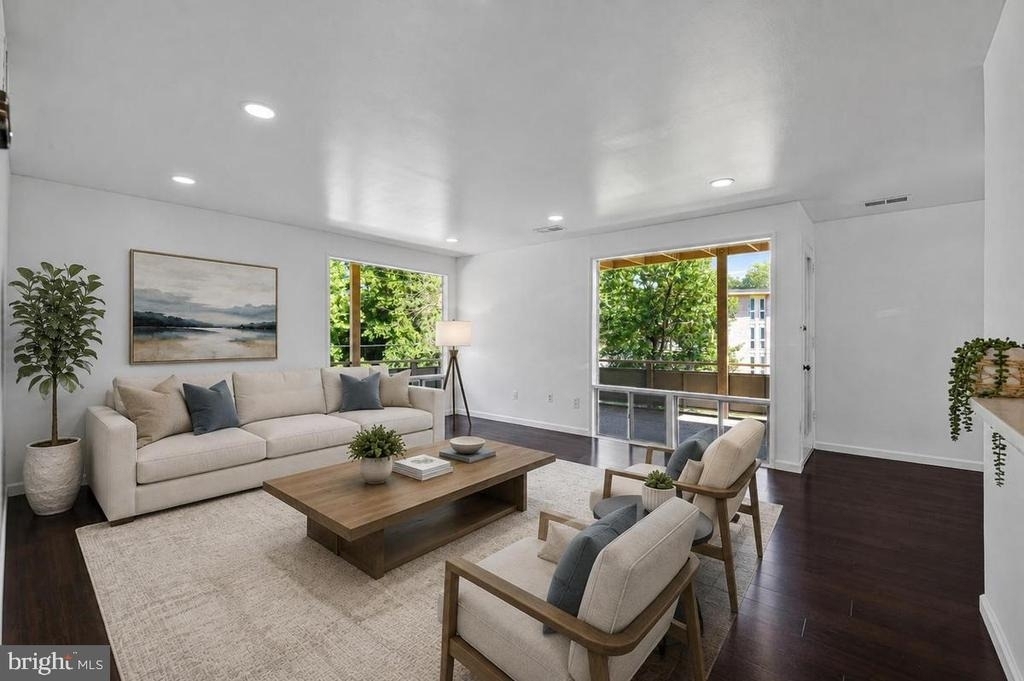 7170 Donnell - Photo 0