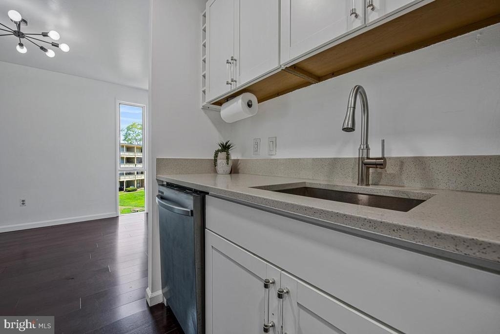 7170 Donnell - Photo 16