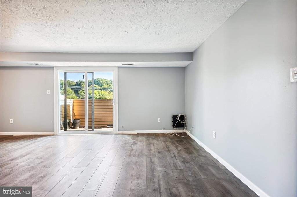 12405 Hickory Tree Way - Photo 6
