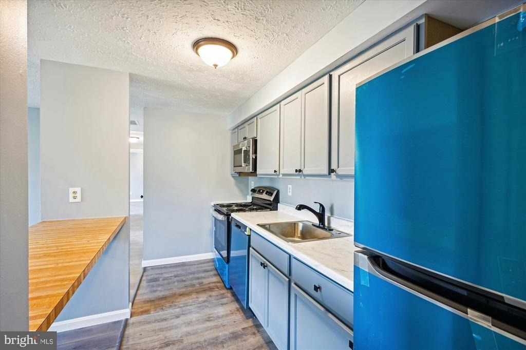 12405 Hickory Tree Way - Photo 8