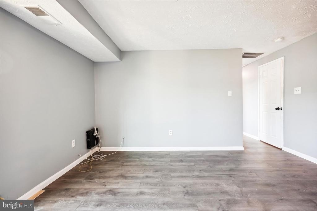 12405 Hickory Tree Way - Photo 11