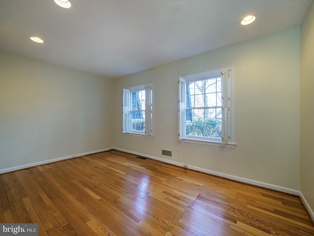 2702 Navarre Drive - Photo 21