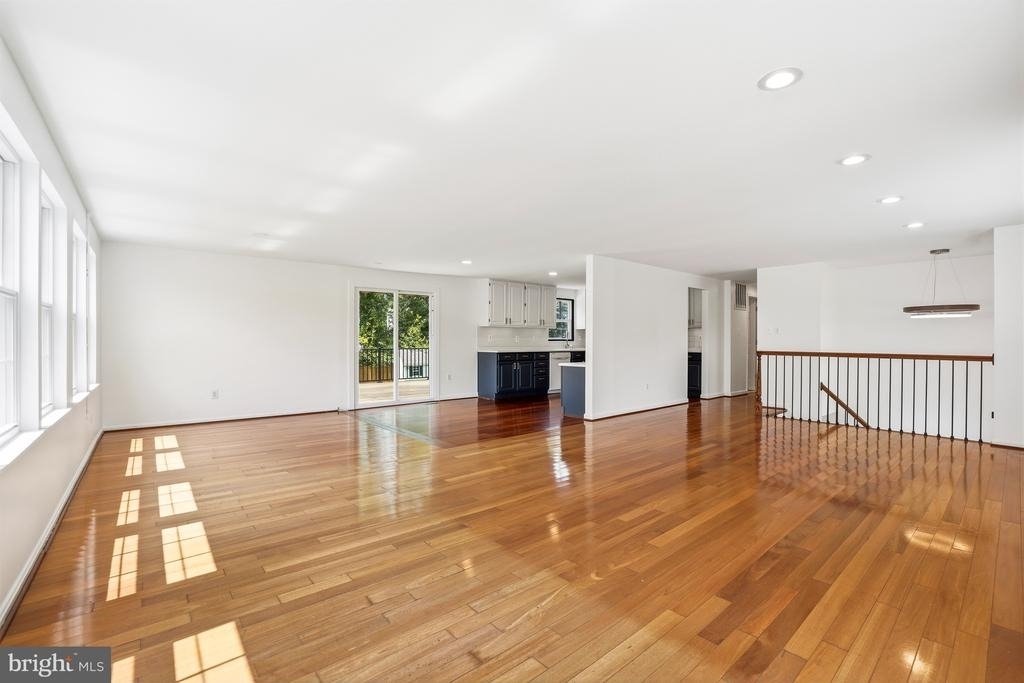 15304 Good Hope Road - Photo 8