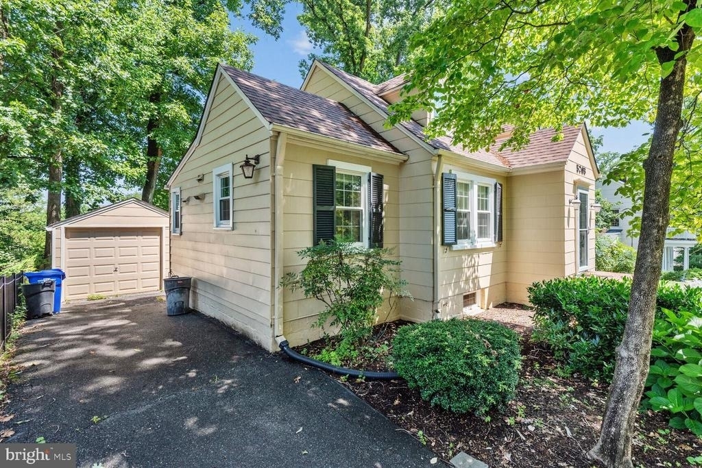 5203 Elsmere Avenue - Photo 19