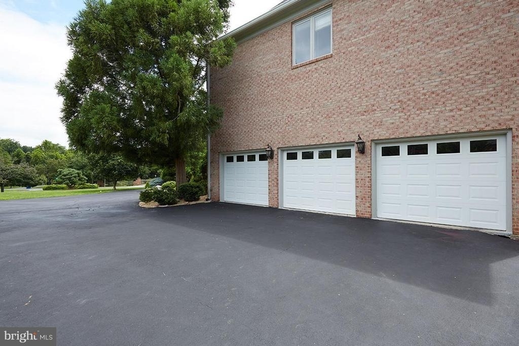 9 Alloway Court - Photo 32