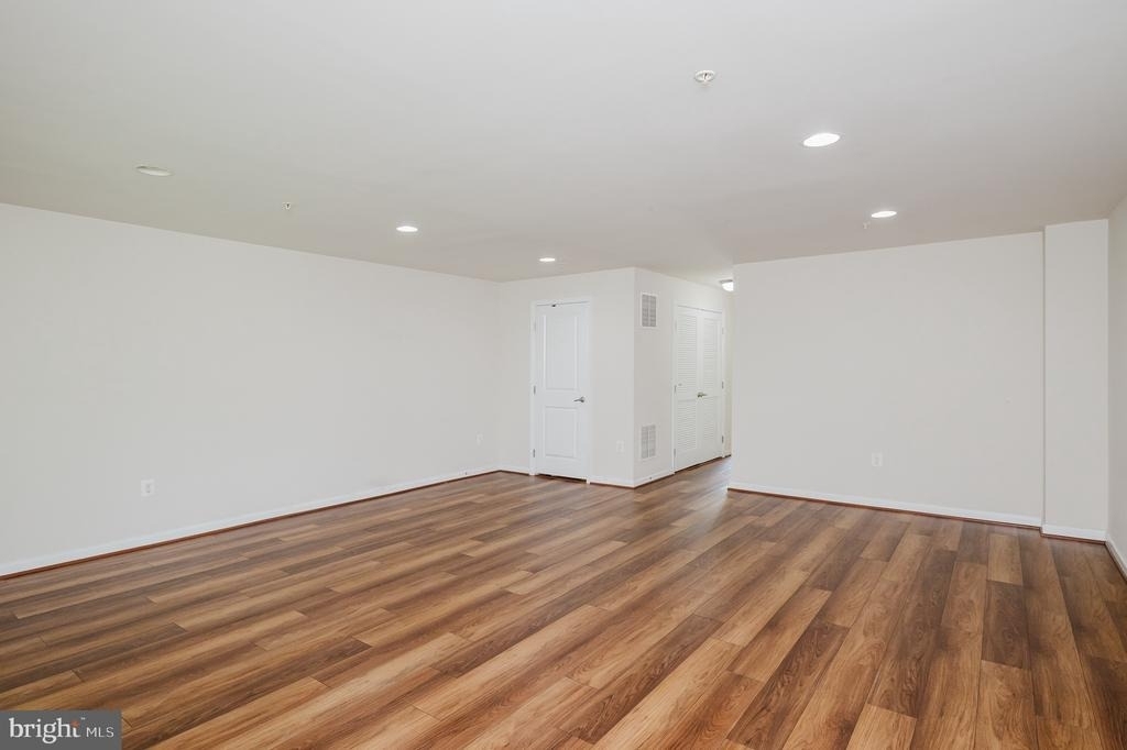 8607 Enoch Pratt Drive - Photo 5