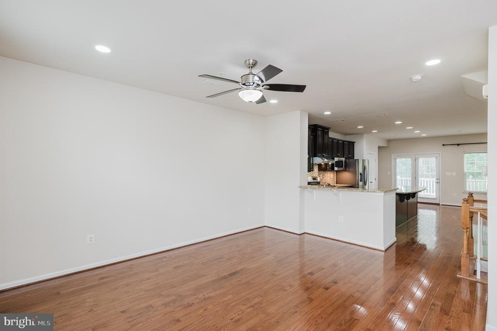 8607 Enoch Pratt Drive - Photo 18