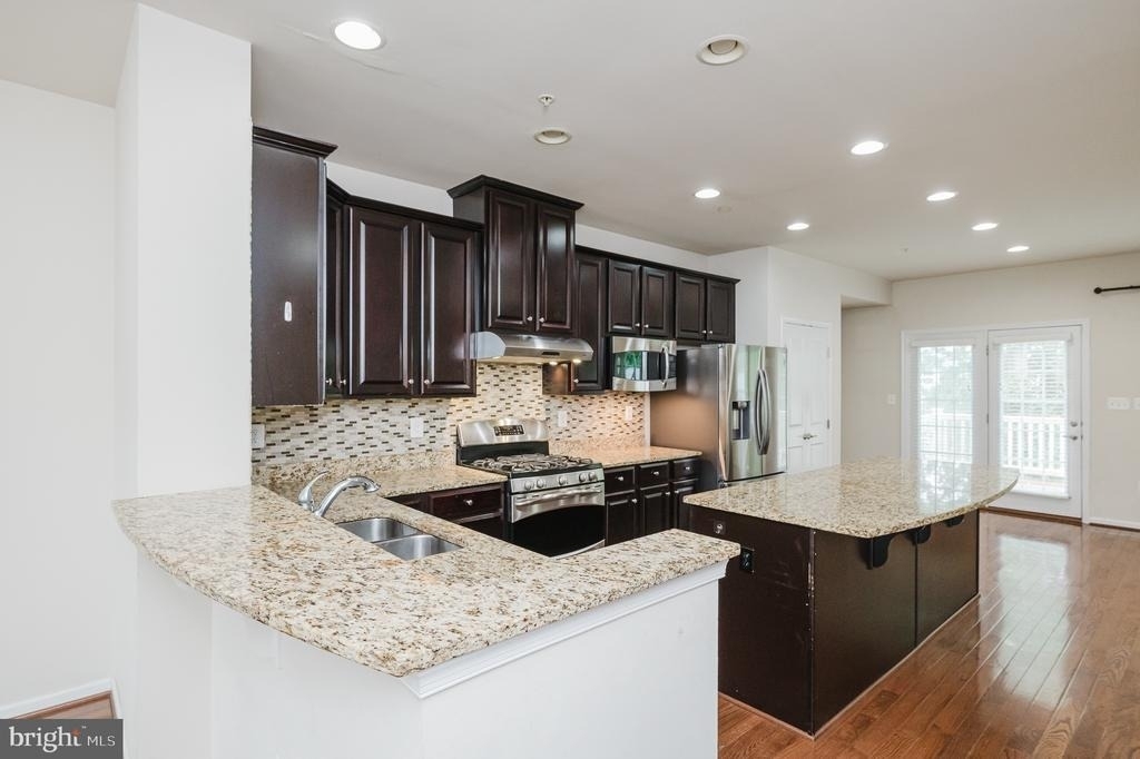 8607 Enoch Pratt Drive - Photo 6