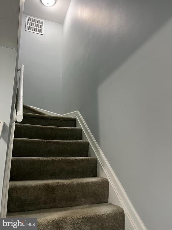 2513 Robinson Place - Photo 7