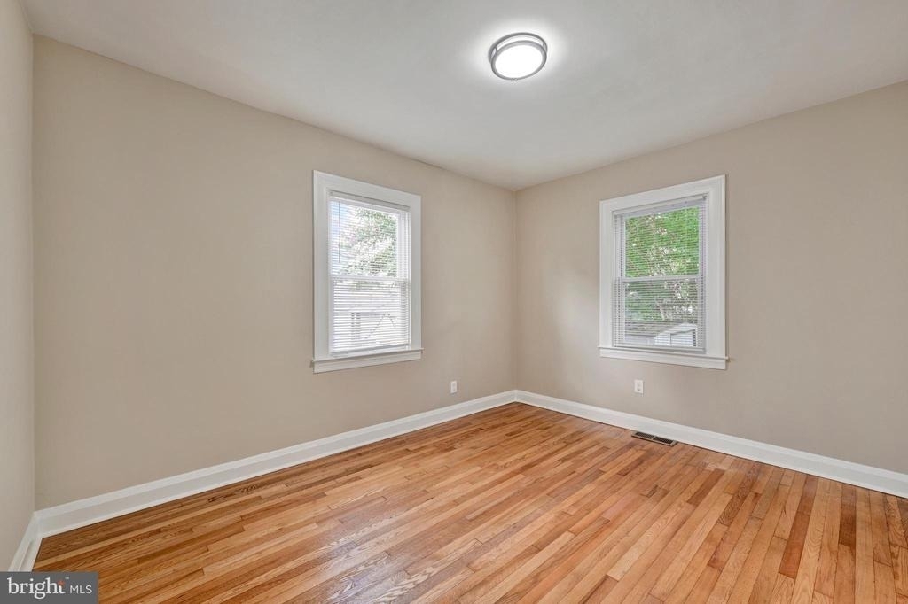 2630 Wycliffe Road - Photo 20