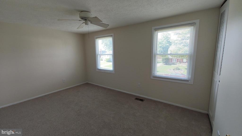 8638 Saxon Circle - Photo 15