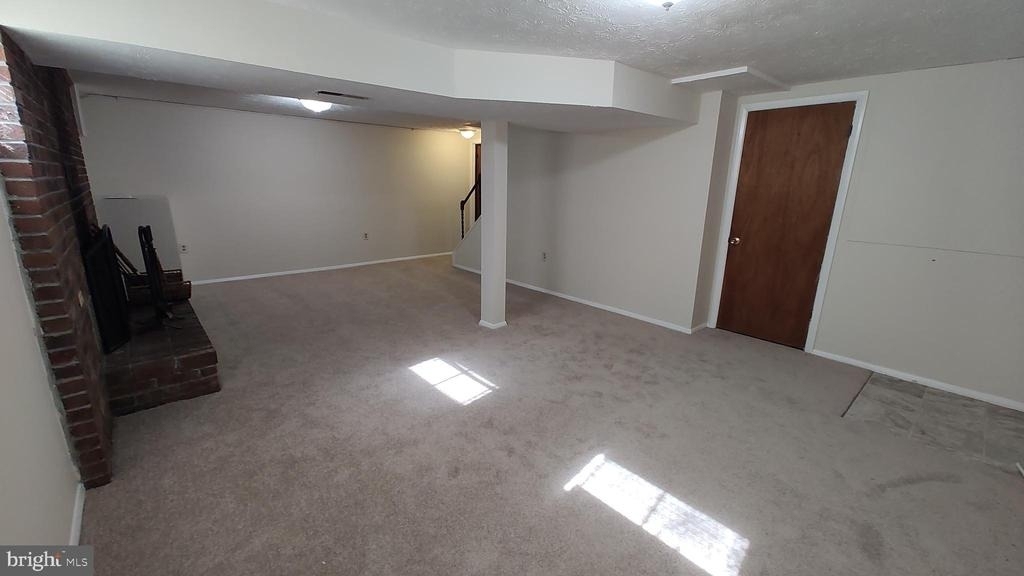 8638 Saxon Circle - Photo 26