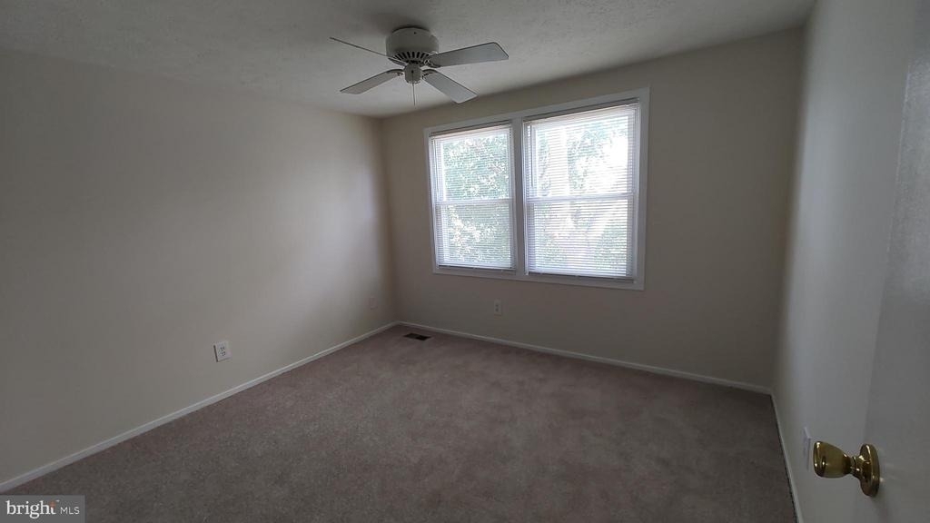 8638 Saxon Circle - Photo 19