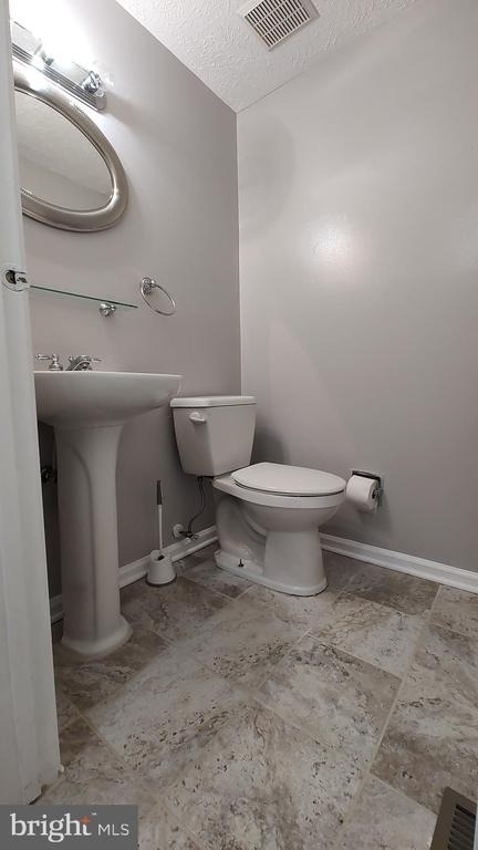 8638 Saxon Circle - Photo 6