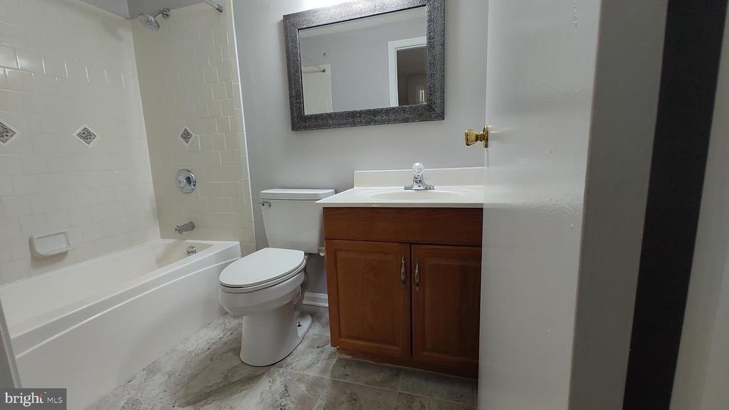 8638 Saxon Circle - Photo 17