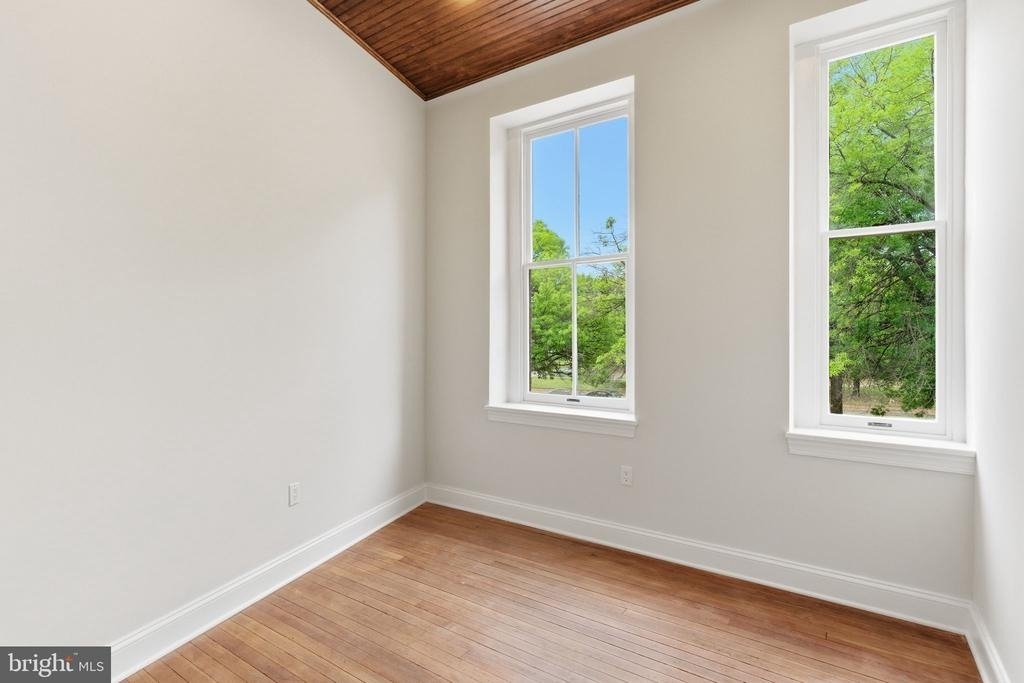 337 S Fremont Avenue - Photo 19
