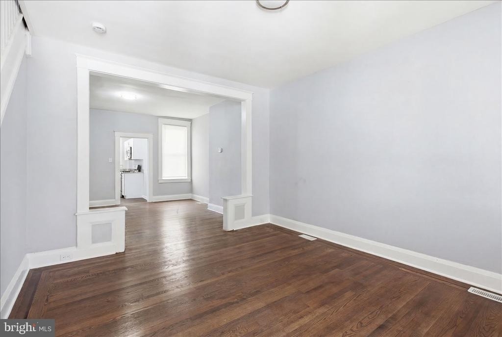 1231 N Potomac Street - Photo 2