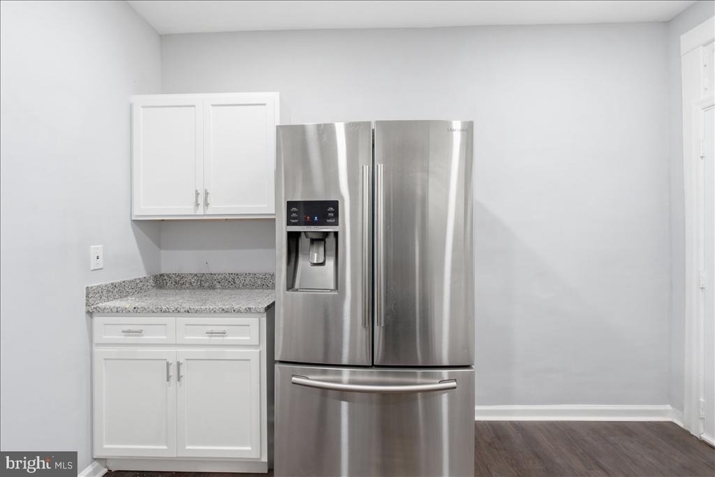 1231 N Potomac Street - Photo 9