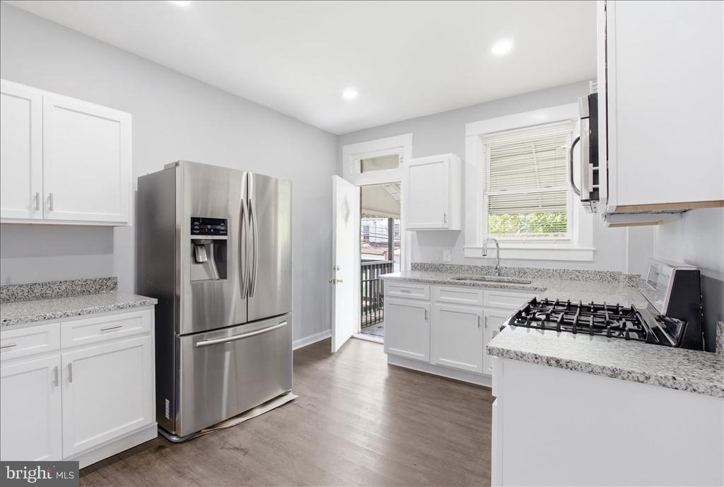 1231 N Potomac Street - Photo 7
