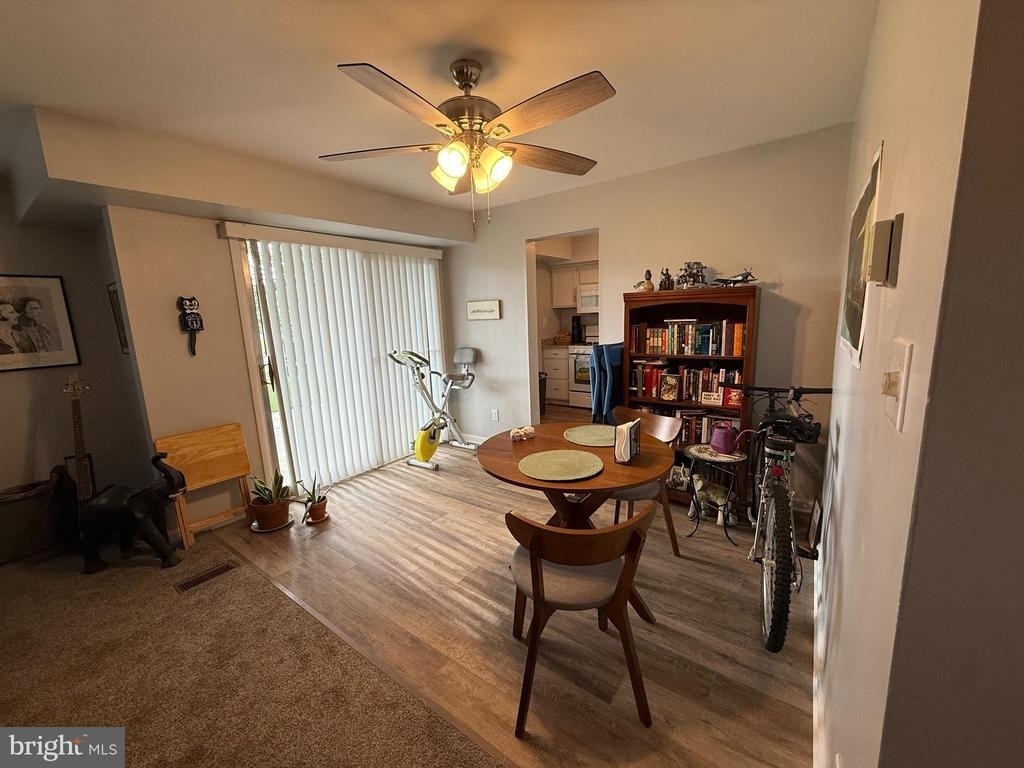 363 Homeland Southway - Photo 2