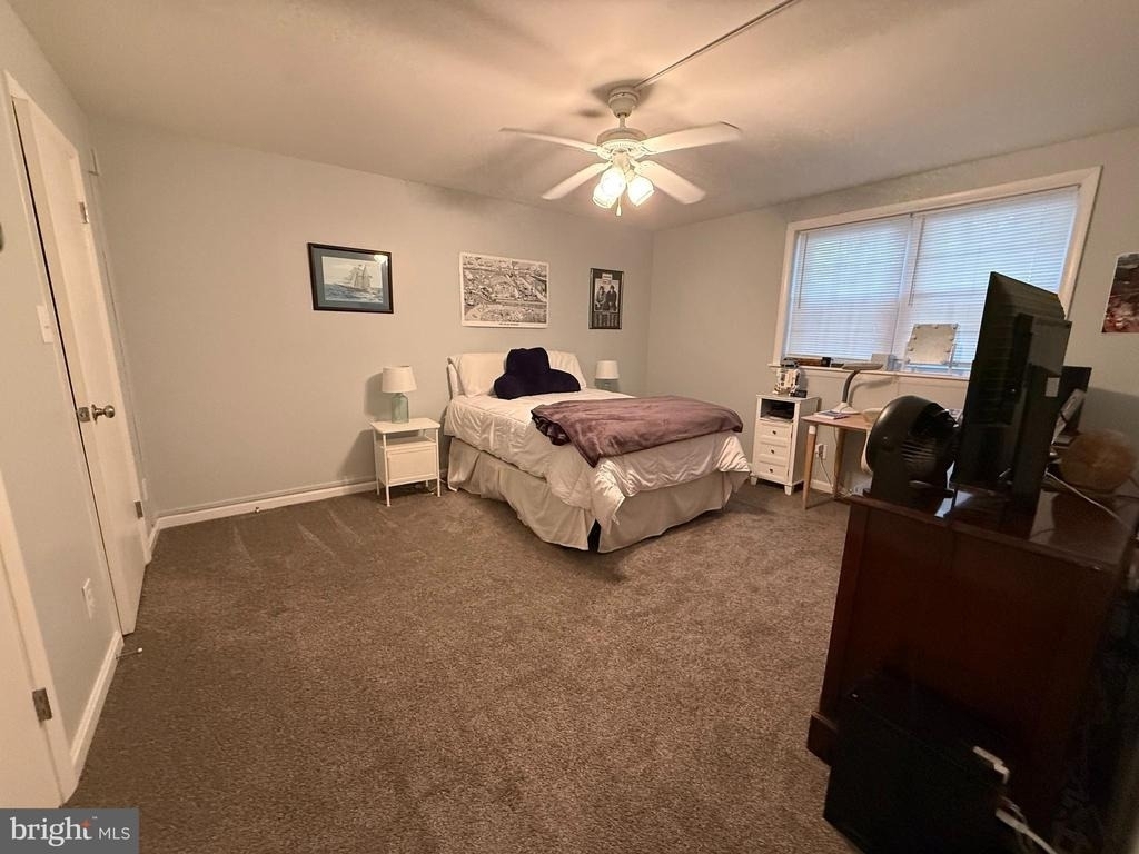 363 Homeland Southway - Photo 5