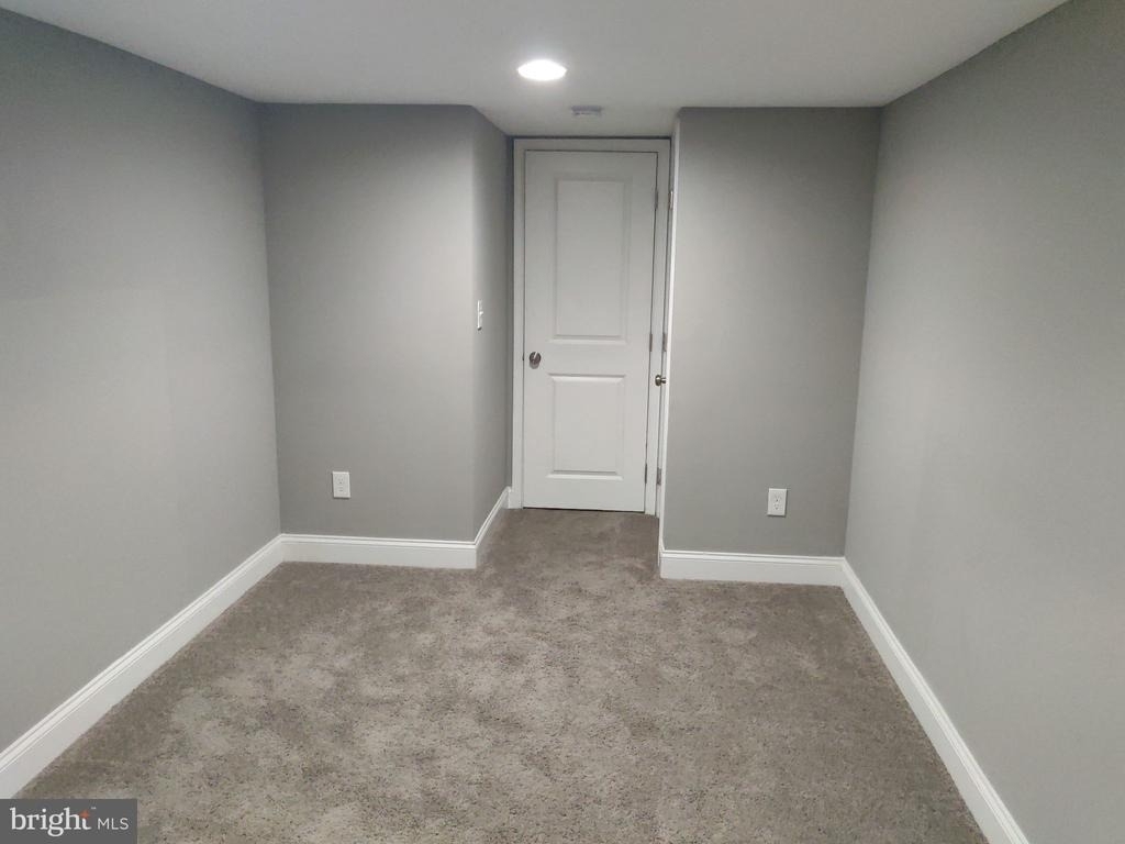 103 Highland Avenue - Photo 17
