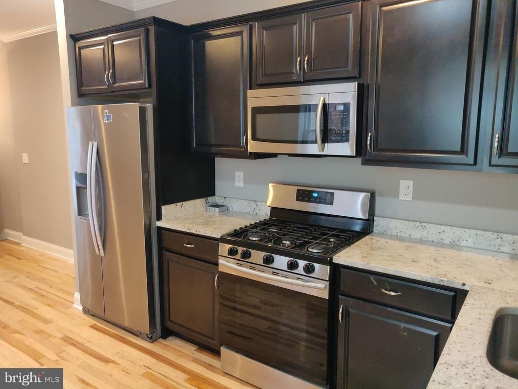 103 Highland Avenue - Photo 9