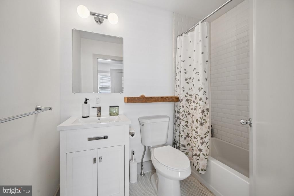 514 S Dallas Street - Photo 33