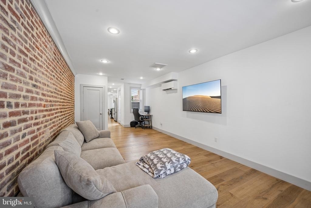 514 S Dallas Street - Photo 16