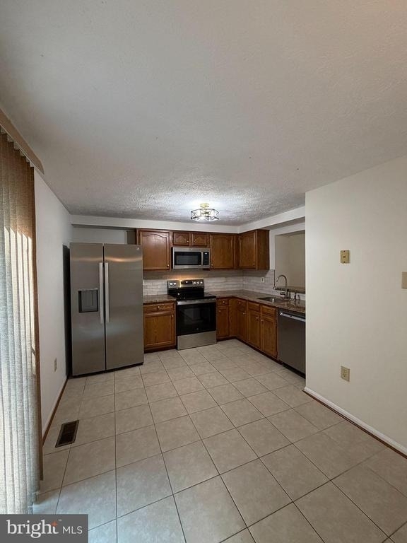 2553 Log Mill Court - Photo 3
