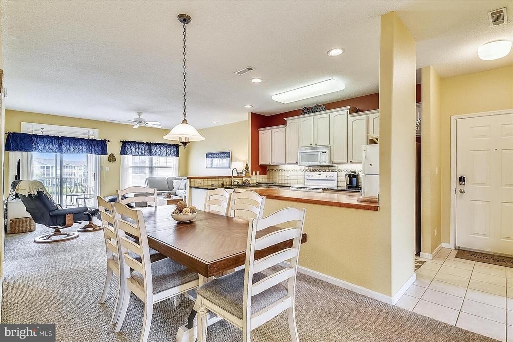33192 N Village Loop - Photo 2