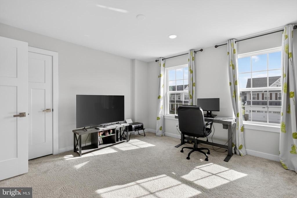 532 Luchu Way - Photo 28
