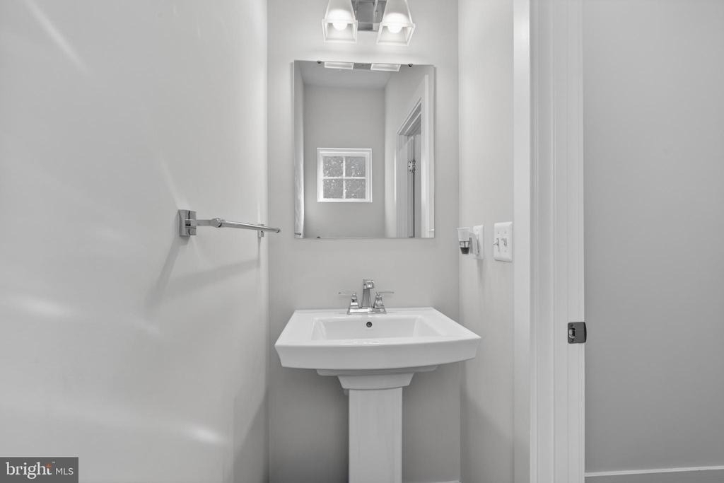 532 Luchu Way - Photo 19