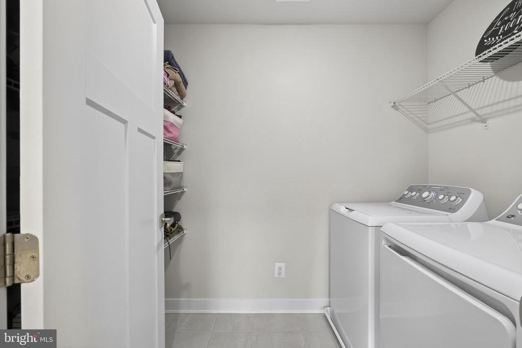532 Luchu Way - Photo 41