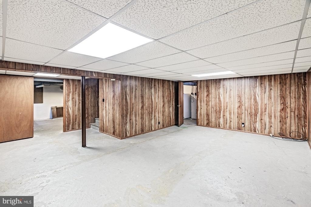 2412 Manet Road - Photo 24