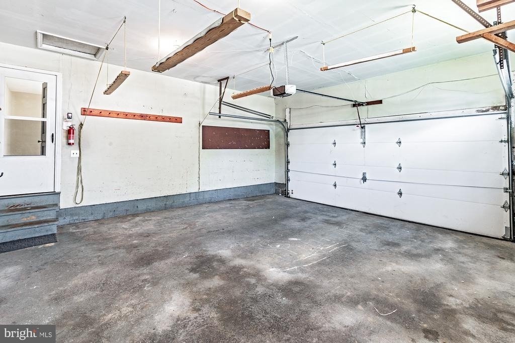 2412 Manet Road - Photo 27