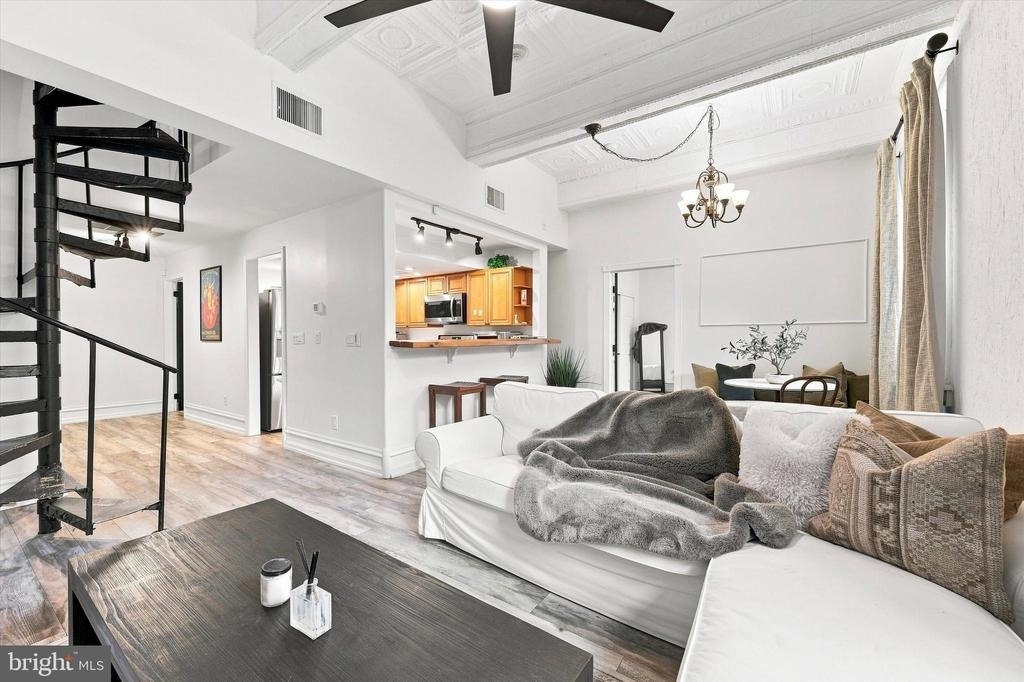 2400 Baynard Boulevard - Photo 2