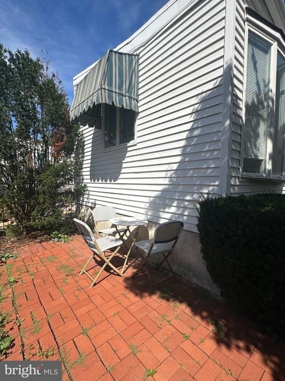 2454 W 16th Street - Photo 19