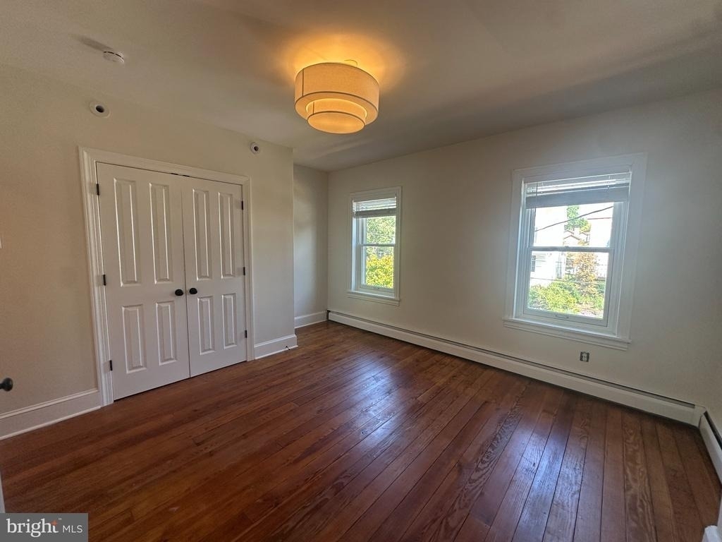 2454 W 16th Street - Photo 16