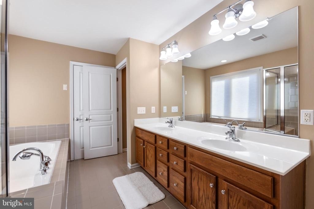 84 Wyndale Court - Photo 26