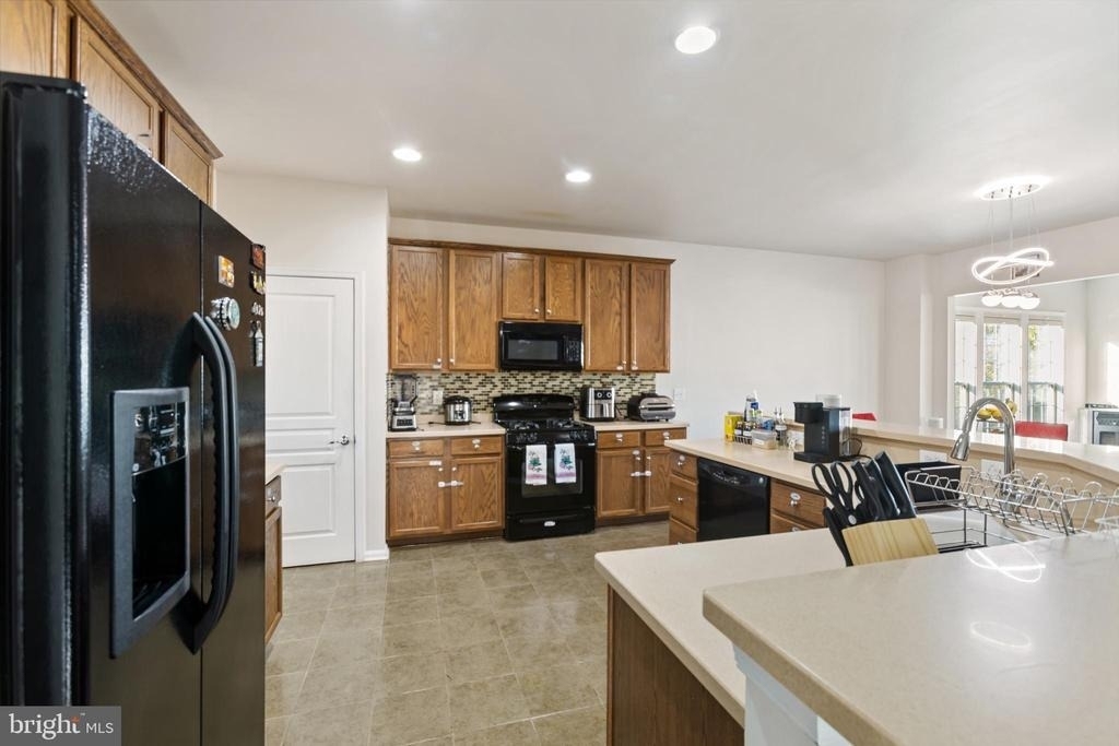 84 Wyndale Court - Photo 45
