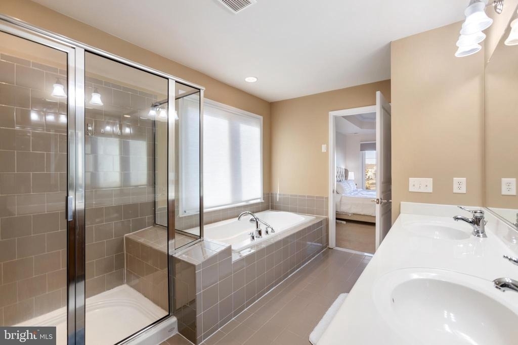 84 Wyndale Court - Photo 33