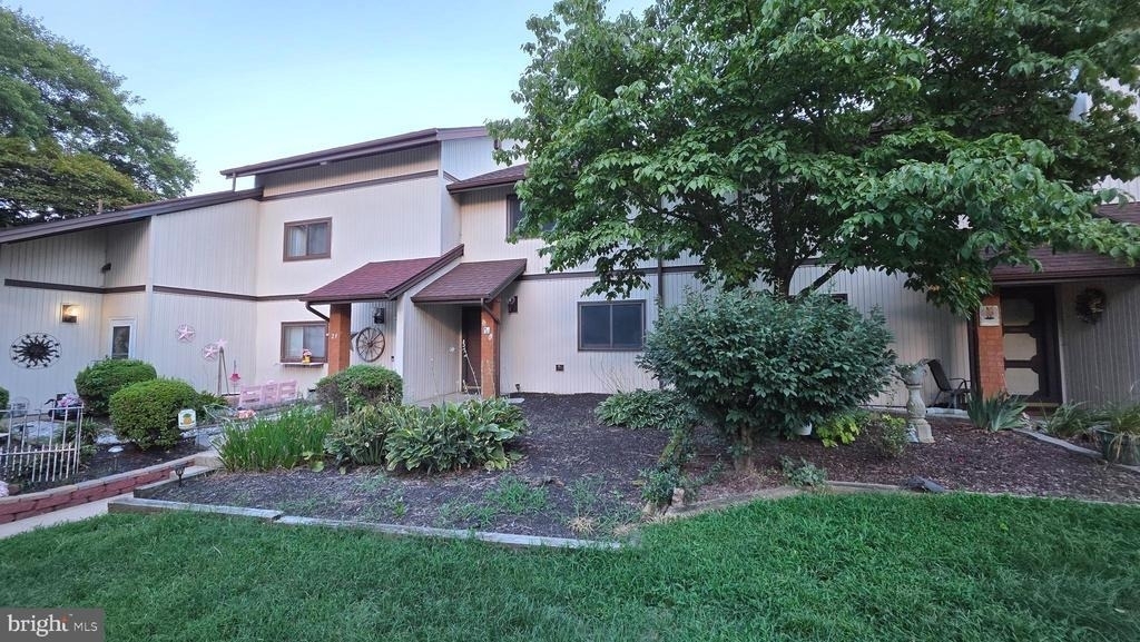 25 Village Drive - Photo 1