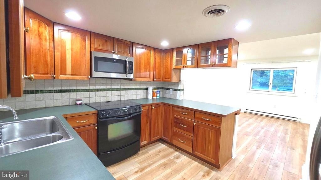25 Village Drive - Photo 8