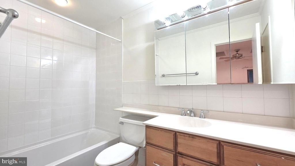 25 Village Drive - Photo 23