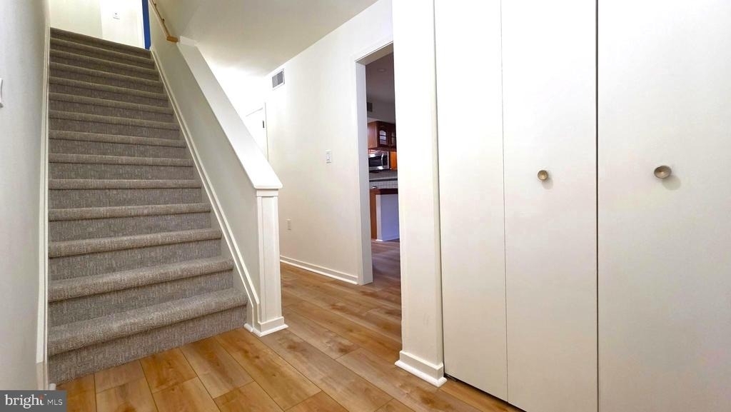 25 Village Drive - Photo 4