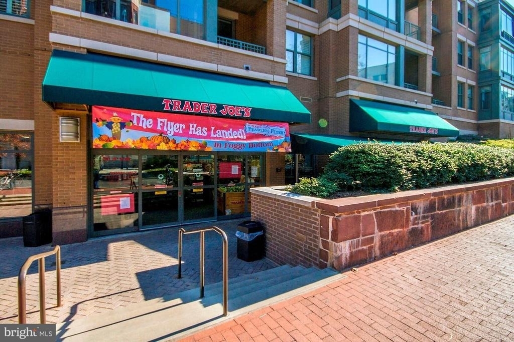 1111 23rd Street Nw - Photo 18