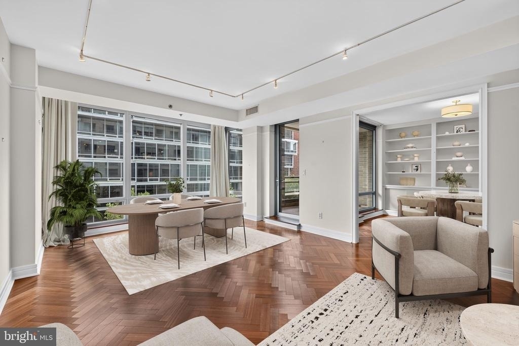 1111 23rd Street Nw - Photo 3